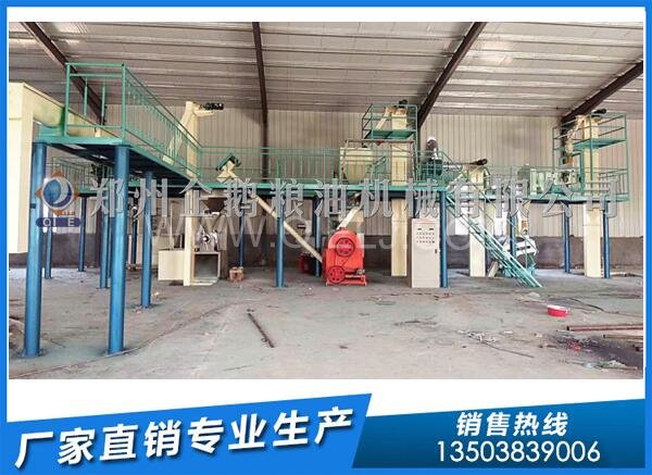 企鵝榨油機:新疆10噸核桃油壓榨生產線安裝進行中(圖3) 螺旋榨油機