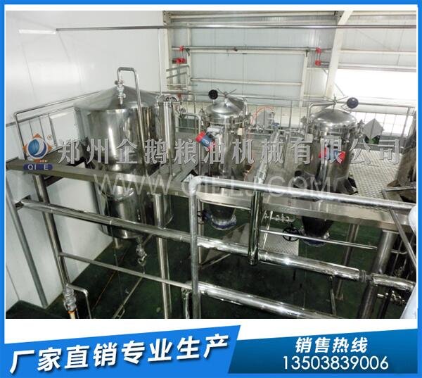 企鵝榨油機(jī):內(nèi)蒙古5-6噸/天亞麻籽榨油生產(chǎn)線簽約成功(圖3) 精煉油設(shè)備